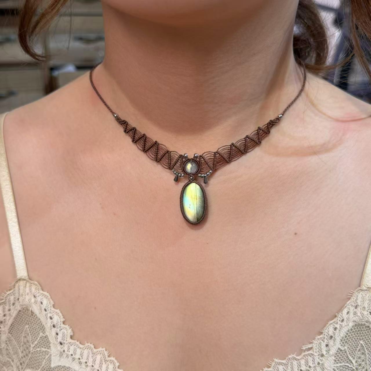 Yellow-Green Labradorite Necklace