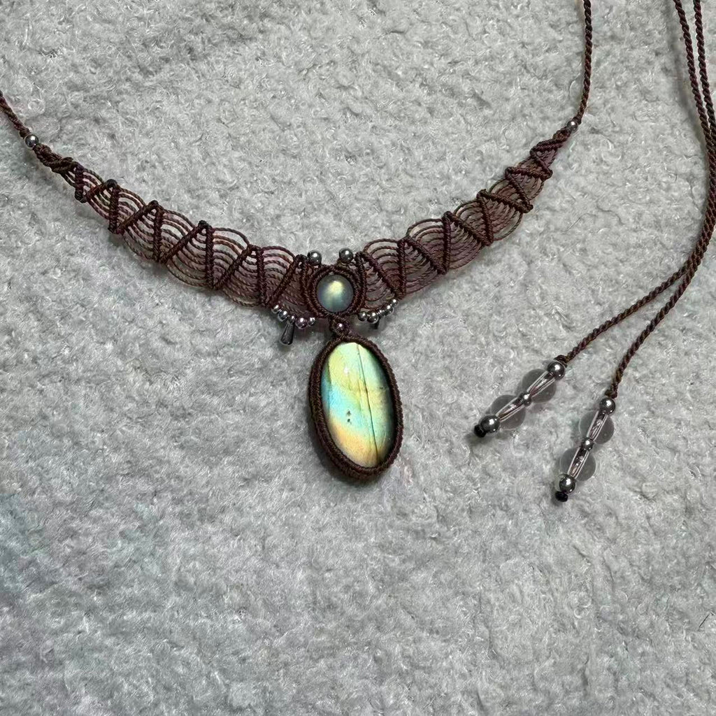Yellow-Green Labradorite Necklace