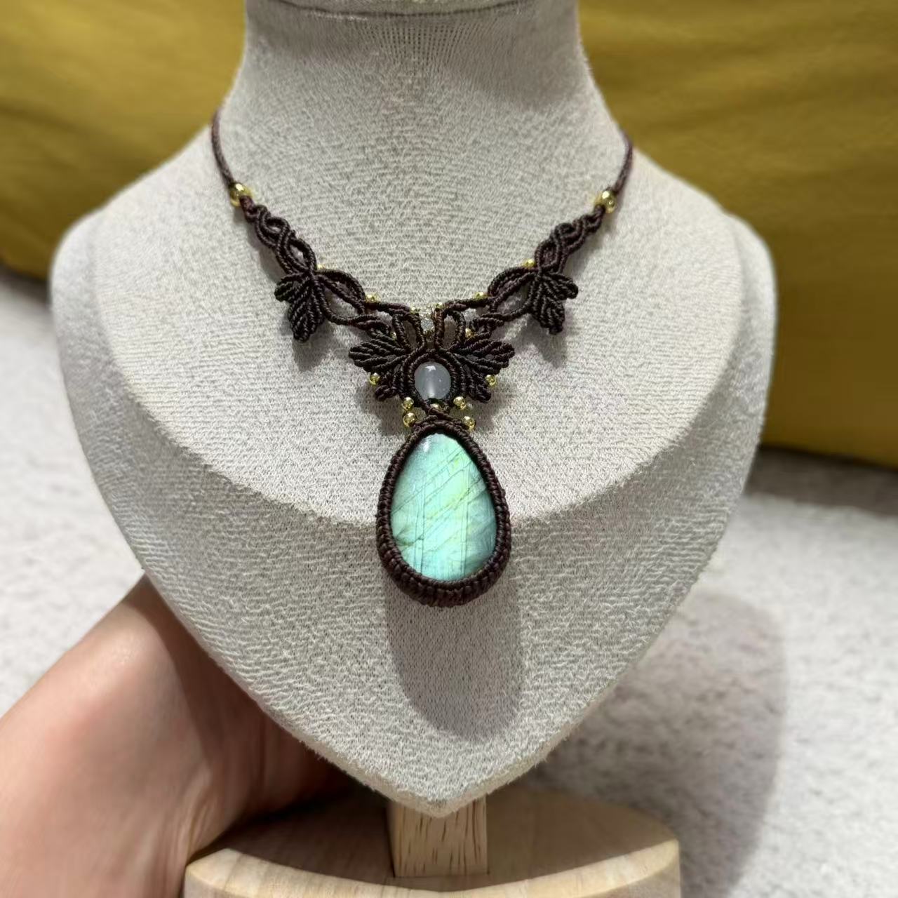 Green Labradorite Necklace, Only One Piece